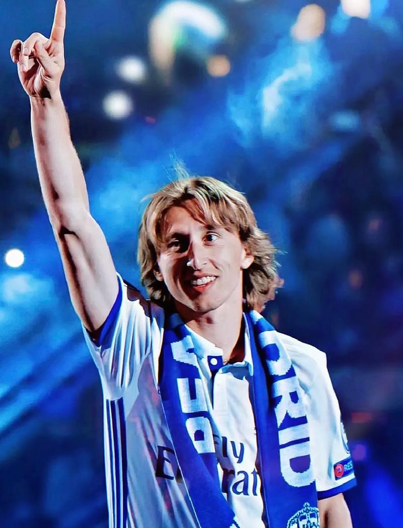 英超身价排行：枪手壕购迫近曼城 红军迎新星